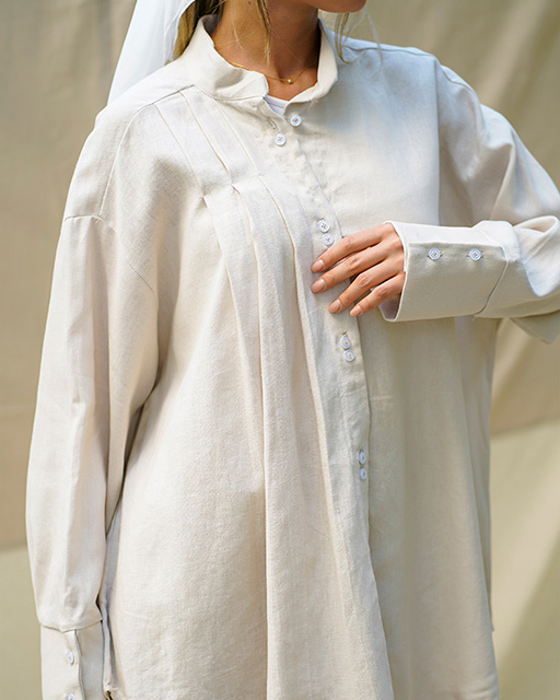 مانتو یک طرف پیلی کوتاه