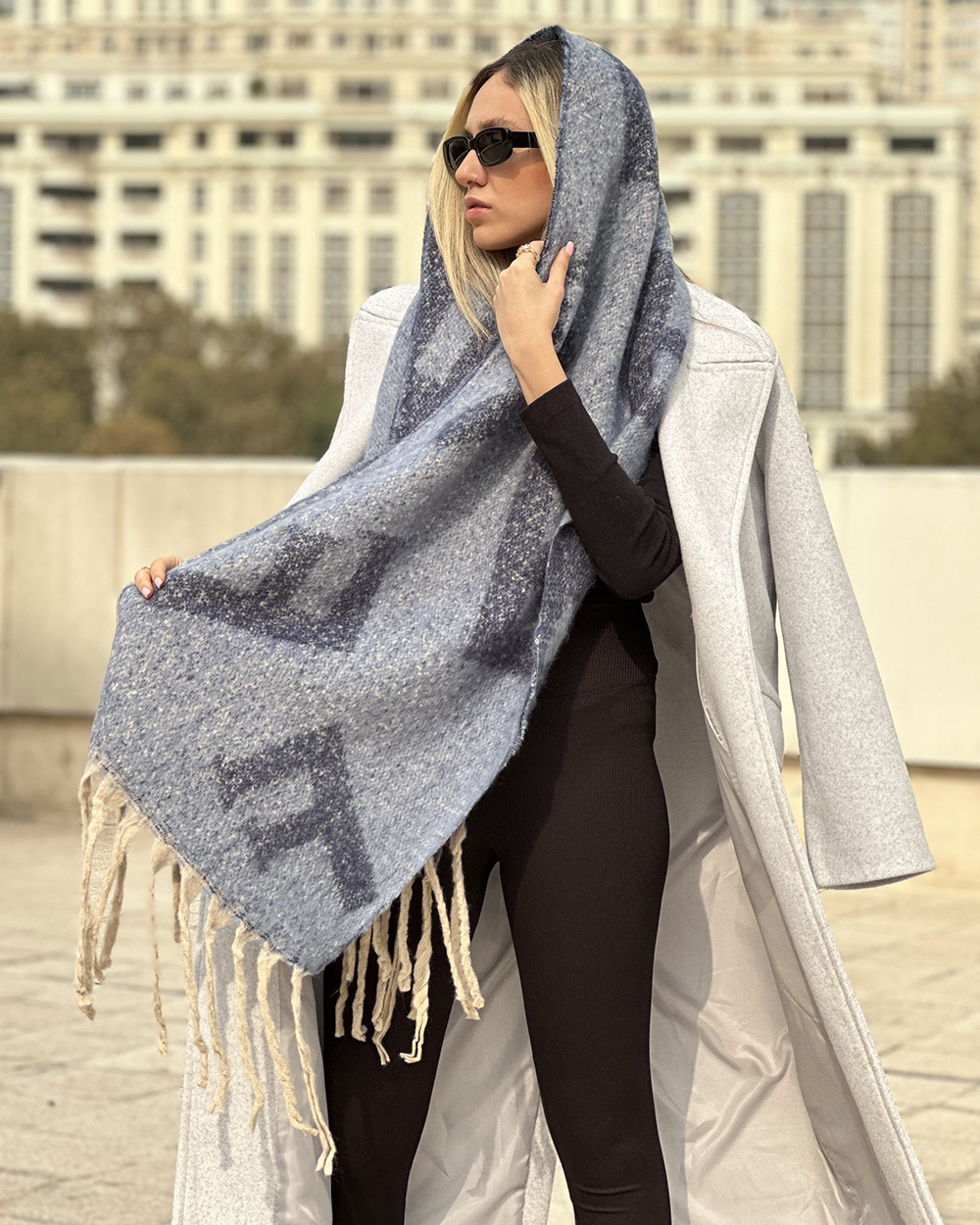 شال-پشمی-طرح-دار