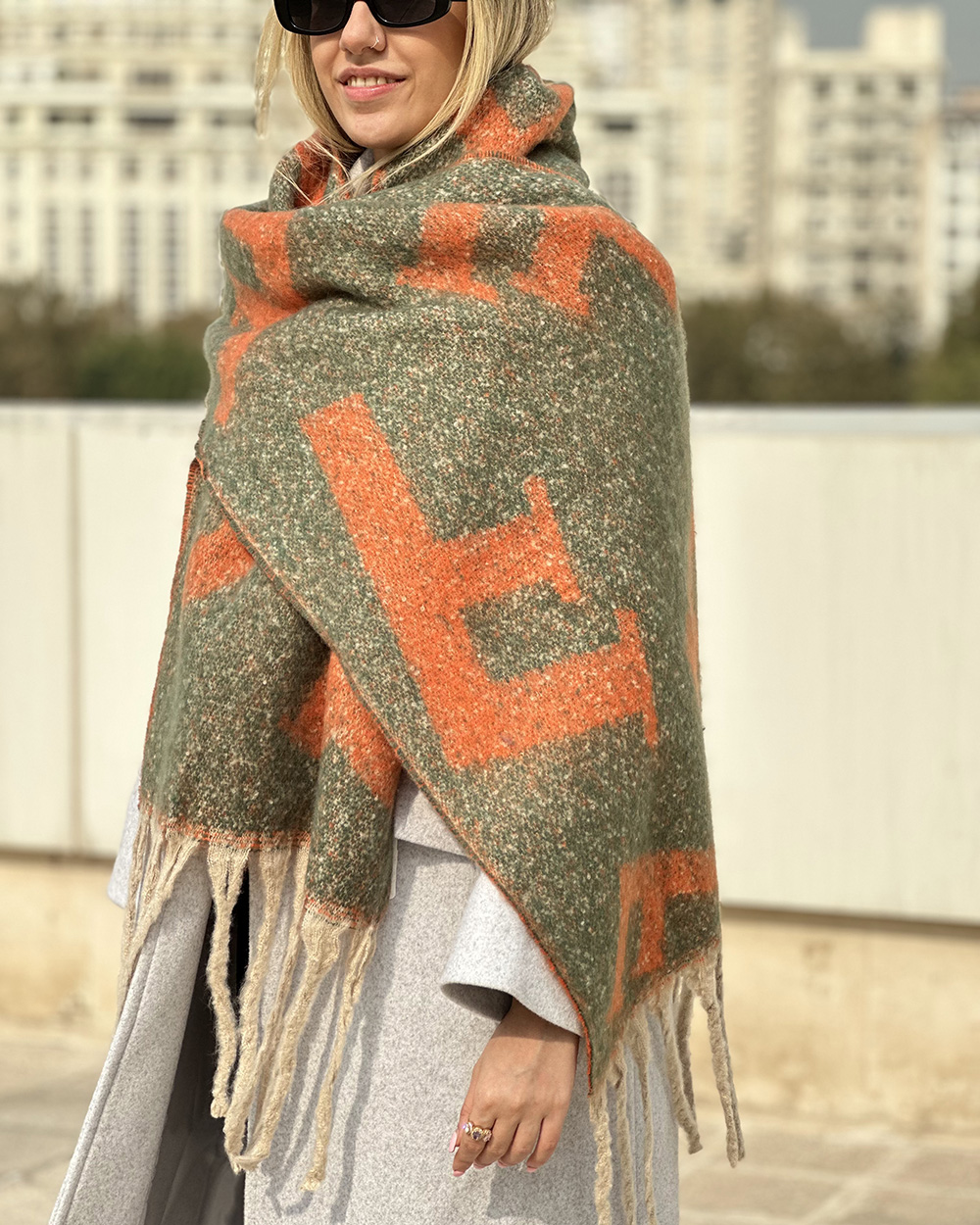 شال-پشمی-طرح-دار