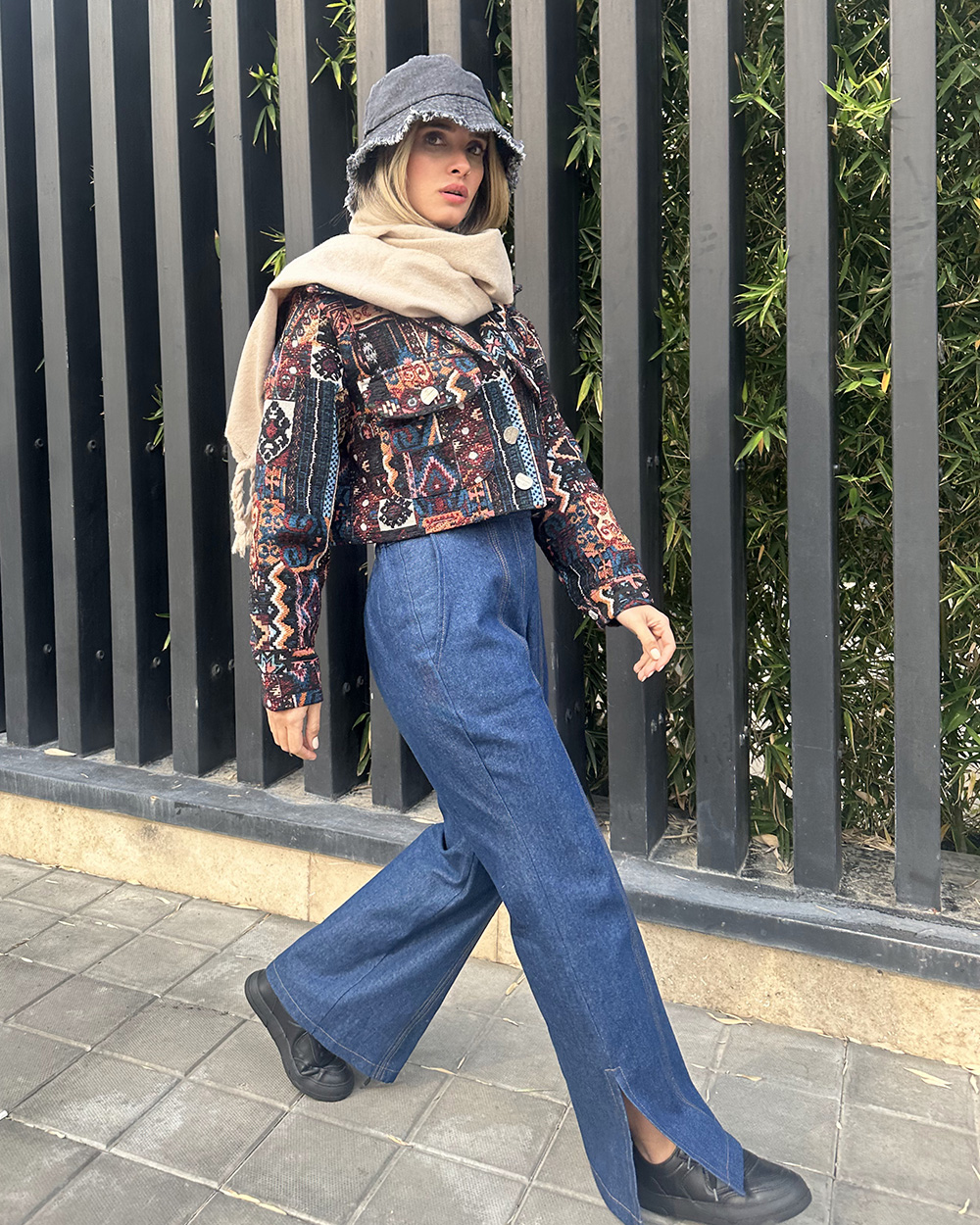 کت-کوتاه-طرحدار