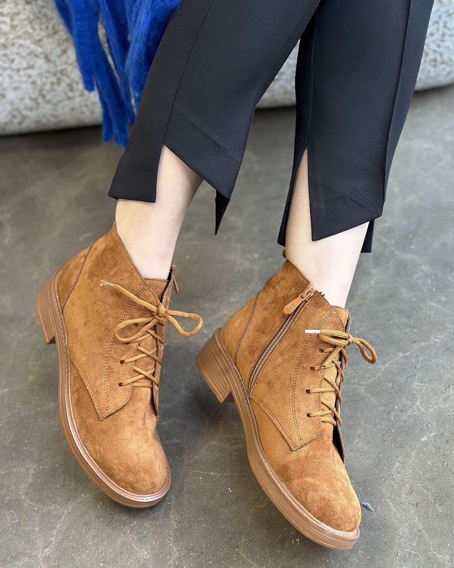 نیم-بوت-بنددار